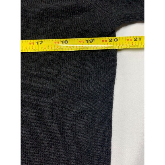 Fionn 2 Ply Cashmere Sweater Womens Size L Black Crewneck Elevated Basic - Picture 4 of 6